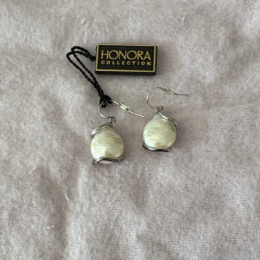 Honora Pearl Earrings